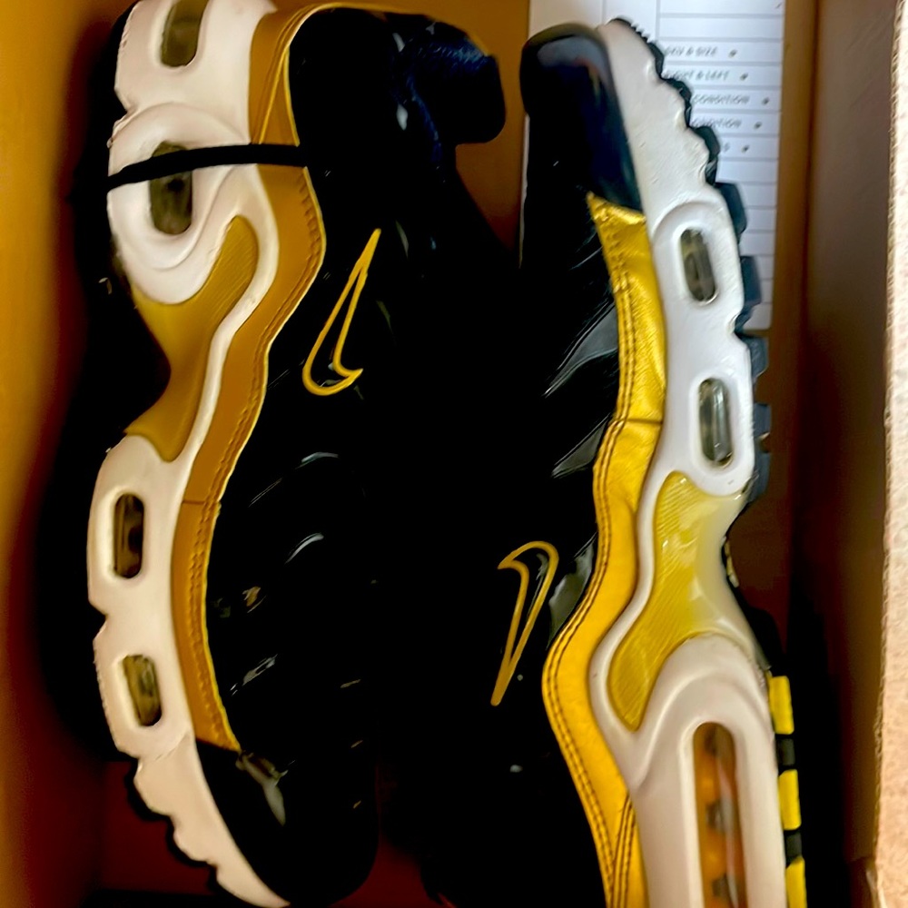 Nike air